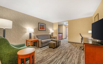 Drury Plaza Hotel St. Louis Brentwood