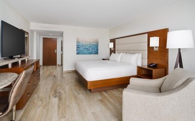 DoubleTree Beach Resort by Hilton Tampa Bay - North Redingto