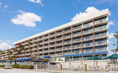 DoubleTree Beach Resort by Hilton Tampa Bay - North Redingto