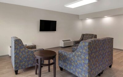 Quality Inn Saint Petersburg North-Tampa Bay
