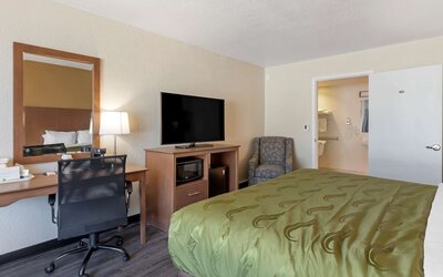 Quality Inn Saint Petersburg North-Tampa Bay