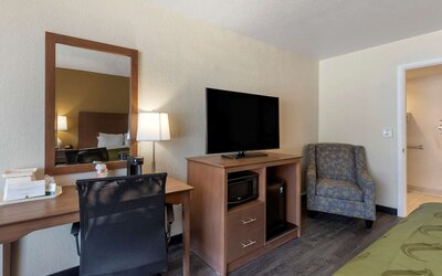 Quality Inn Saint Petersburg North-Tampa Bay