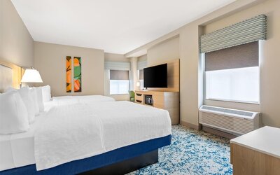 Hampton Inn & Suites St. Petersburg/Downtown