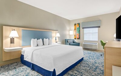 Hampton Inn & Suites St. Petersburg/Downtown