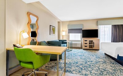 Hampton Inn & Suites St. Petersburg/Downtown