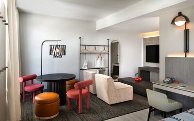 Moxy St. Petersburg Downtown