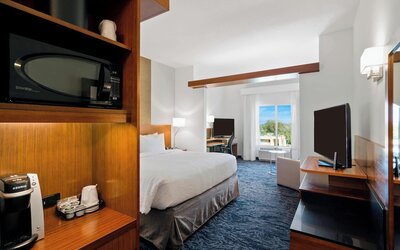 Fairfield Inn & Suites by Marriott St Petersburg North