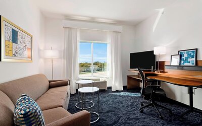 Fairfield Inn & Suites by Marriott St Petersburg North