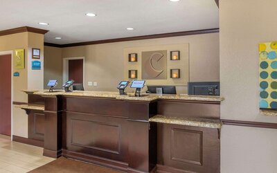 Comfort Inn & Suites Northeast - Gateway