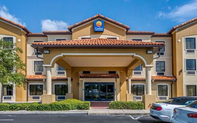 Comfort Inn & Suites Northeast - Gateway