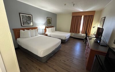 La Quinta Inn & Suites by Wyndham Tampa Brandon West