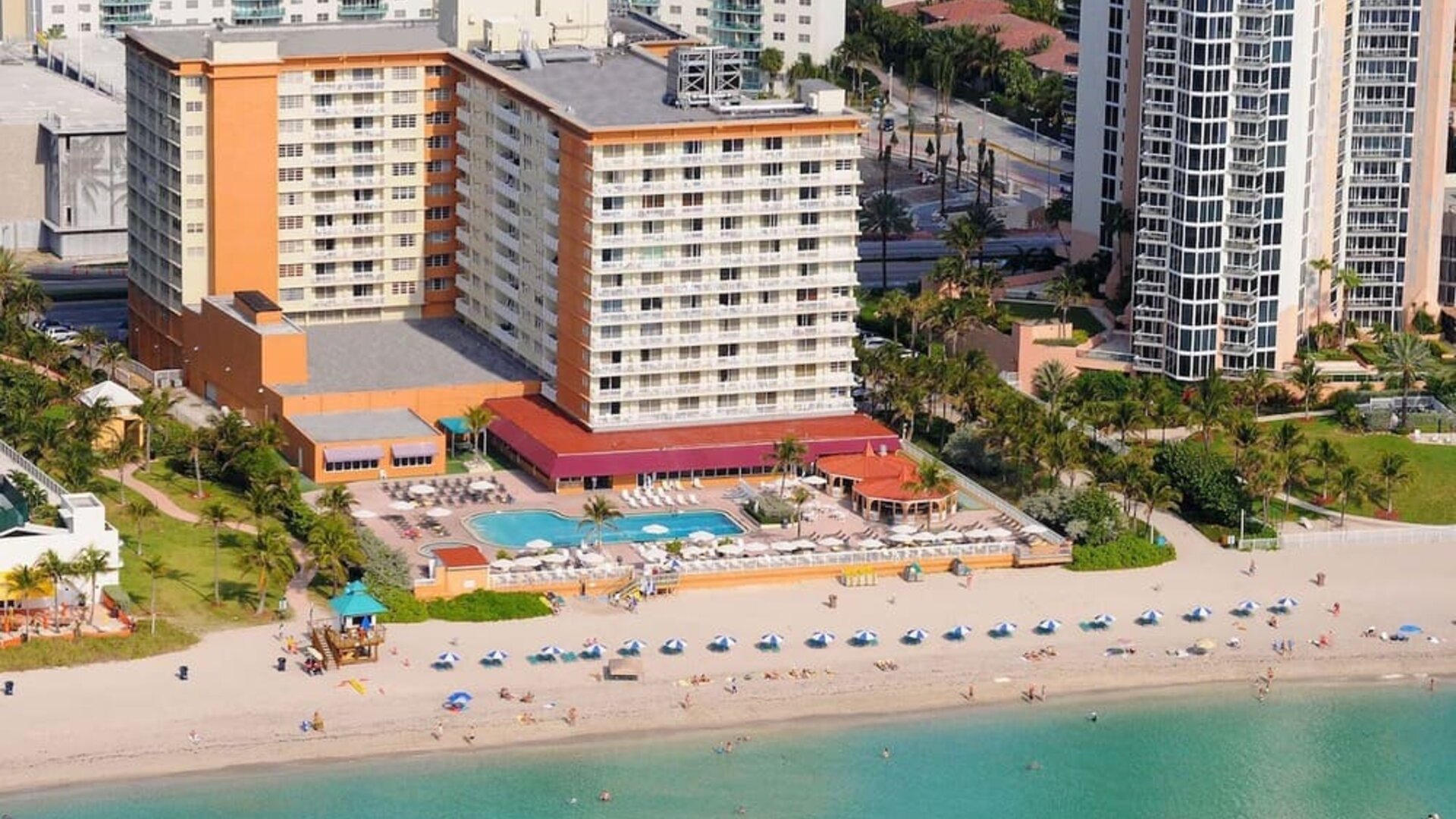 Hotel with beach access at Ramada Plaza Marco Polo Beach Resort.