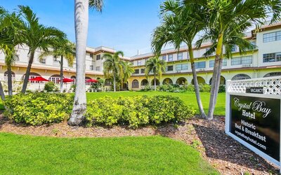 Crystal Bay Historic Hotel