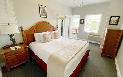 Crystal Bay Historic Hotel