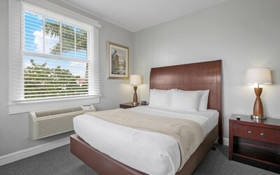 Crystal Bay Historic Hotel