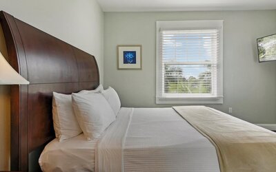Crystal Bay Historic Hotel