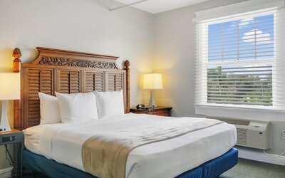 Crystal Bay Historic Hotel