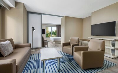 AC Hotel St. Petersburg Downtown