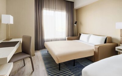 AC Hotel St. Petersburg Downtown