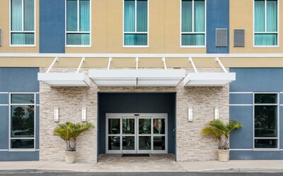 Staybridge Suites St. Petersburg Downtown by IHG
