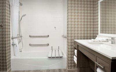 Home2 Suites by Hilton Tampa Westshore Airport, FL