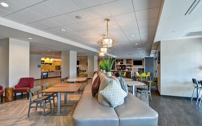 Home2 Suites by Hilton Tampa USF Near Busch Gardens