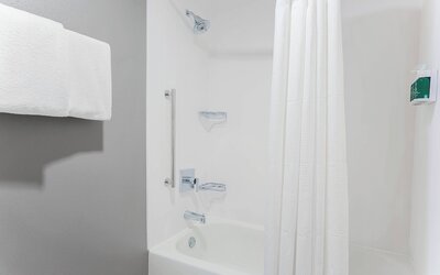 Courtyard by Marriott Tampa Brandon