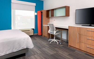 Home2 Suites by Hilton Tampa Downtown Channel District