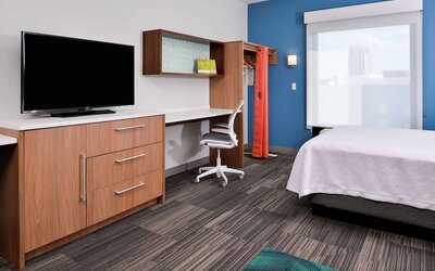 Home2 Suites by Hilton Tampa Downtown Channel District