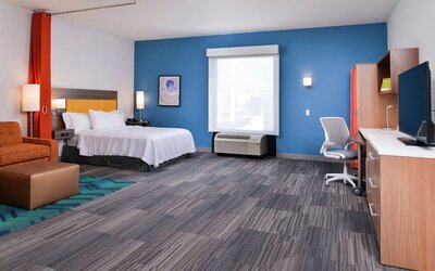 Home2 Suites by Hilton Tampa Downtown Channel District
