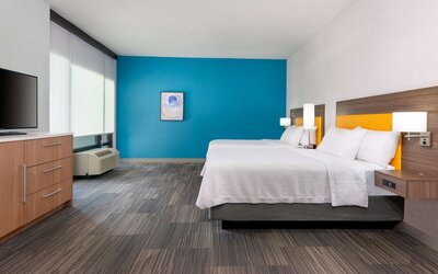 Home2 Suites by Hilton Tampa Downtown Channel District