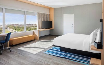Aloft by Marriott Tampa Downtown