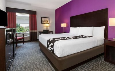 La Quinta Inn & Suites by Wyndham Tampa Bay Area-Tampa South