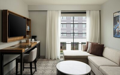 Epicurean Hotel, Autograph Collection