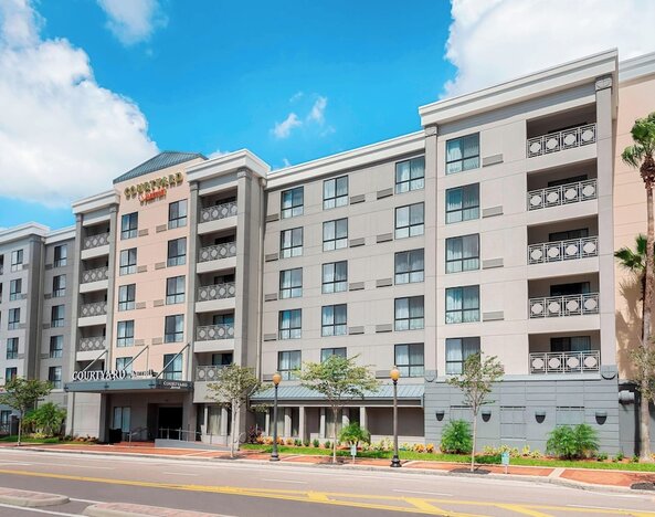 Courtyard by Marriott Tampa Downtown