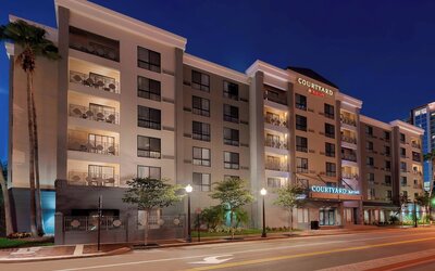 Courtyard by Marriott Tampa Downtown