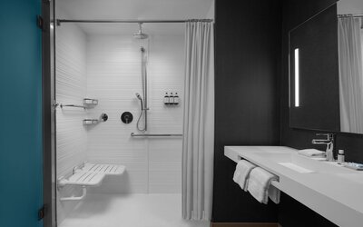 AC Hotel by Marriott Tampa Airport