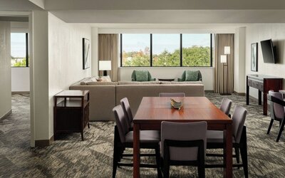 Sheraton Tampa Brandon Hotel