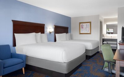 Hotel South Tampa & Suites