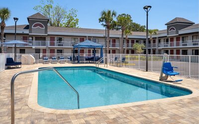 Hotel South Tampa & Suites