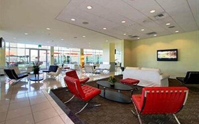 University Plaza Waterfront Hotel