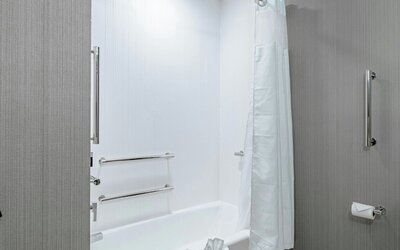 Courtyard by Marriott Toledo West