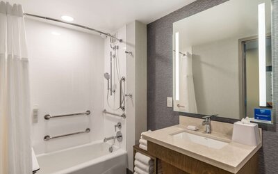 Homewood Suites by Hilton Toledo Downtown
