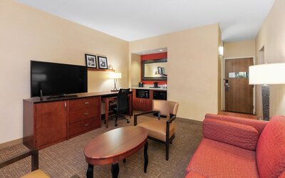 Courtyard by Marriott Toledo Airport Holland