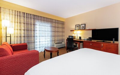Courtyard by Marriott Toledo Airport Holland