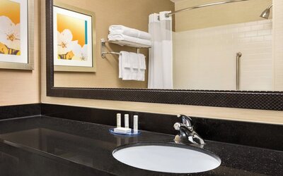 Fairfield Inn & Suites Toledo Maumee