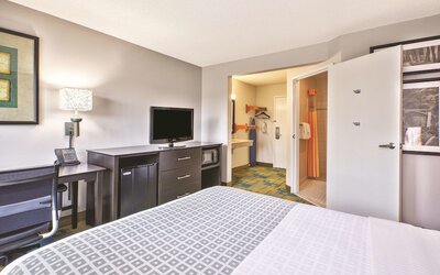 La Quinta Inn by Wyndham Toledo Perrysburg