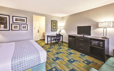 La Quinta Inn by Wyndham Toledo Perrysburg