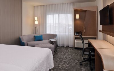 Courtyard by Marriott Toledo North