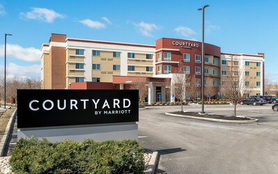 Courtyard by Marriott Toledo North